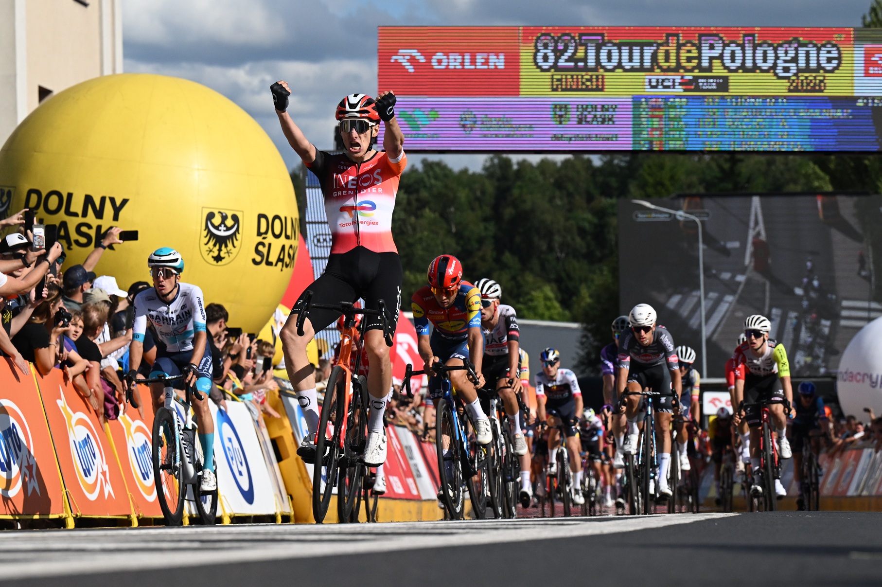 Ben Turner wygrywa w Wałbrzychu! Dramatyczny etap w Górach Sowich podczas 82. Tour de Pologne