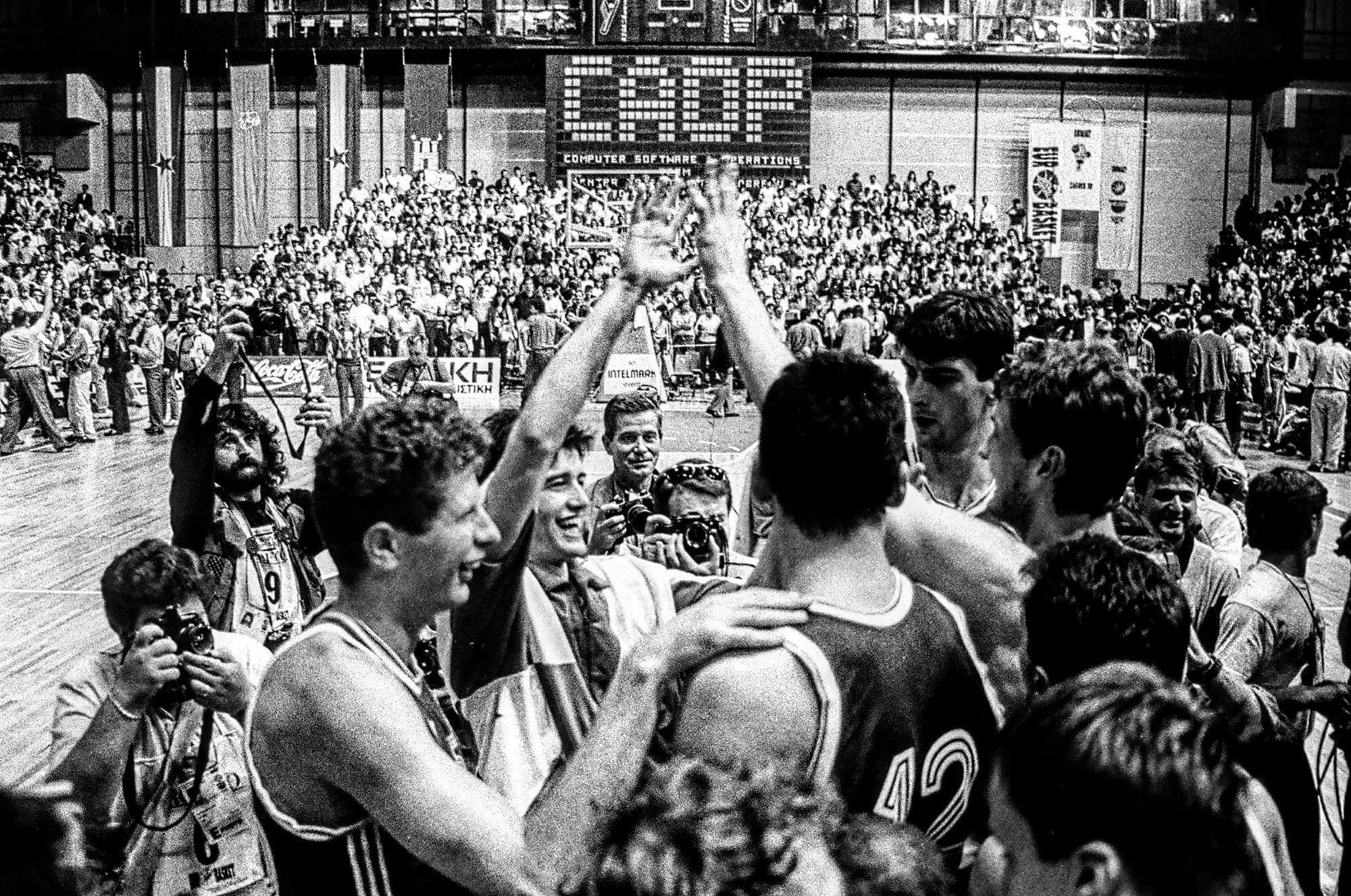 Krzyk historii –  o fanatyzmie koszykarskim w Serbii