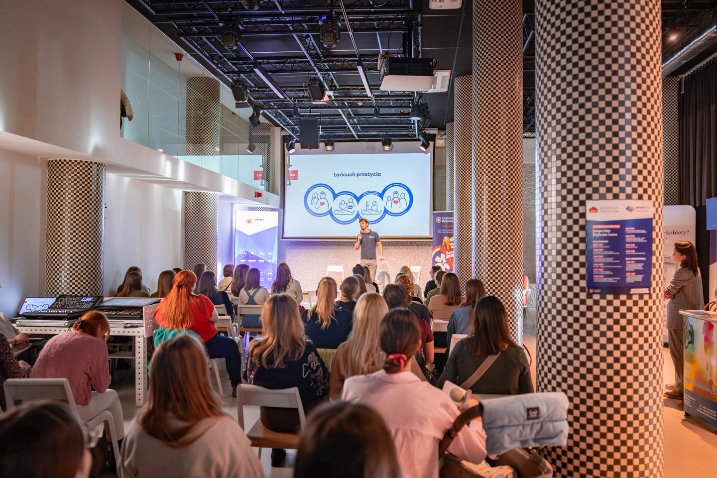 W trosce o zdrowie przyszłych matek – Program Bezpieczna Mama